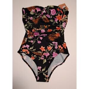 Shade & Shore  Swimsuit, NWT- size M (8-10)